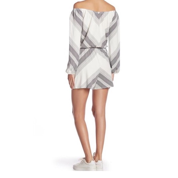 Tart Bardot Off The Shoulder Romper - Picture 2 of 5